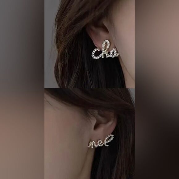 Cha nel stud earrings A155 - Picture 1 of 4